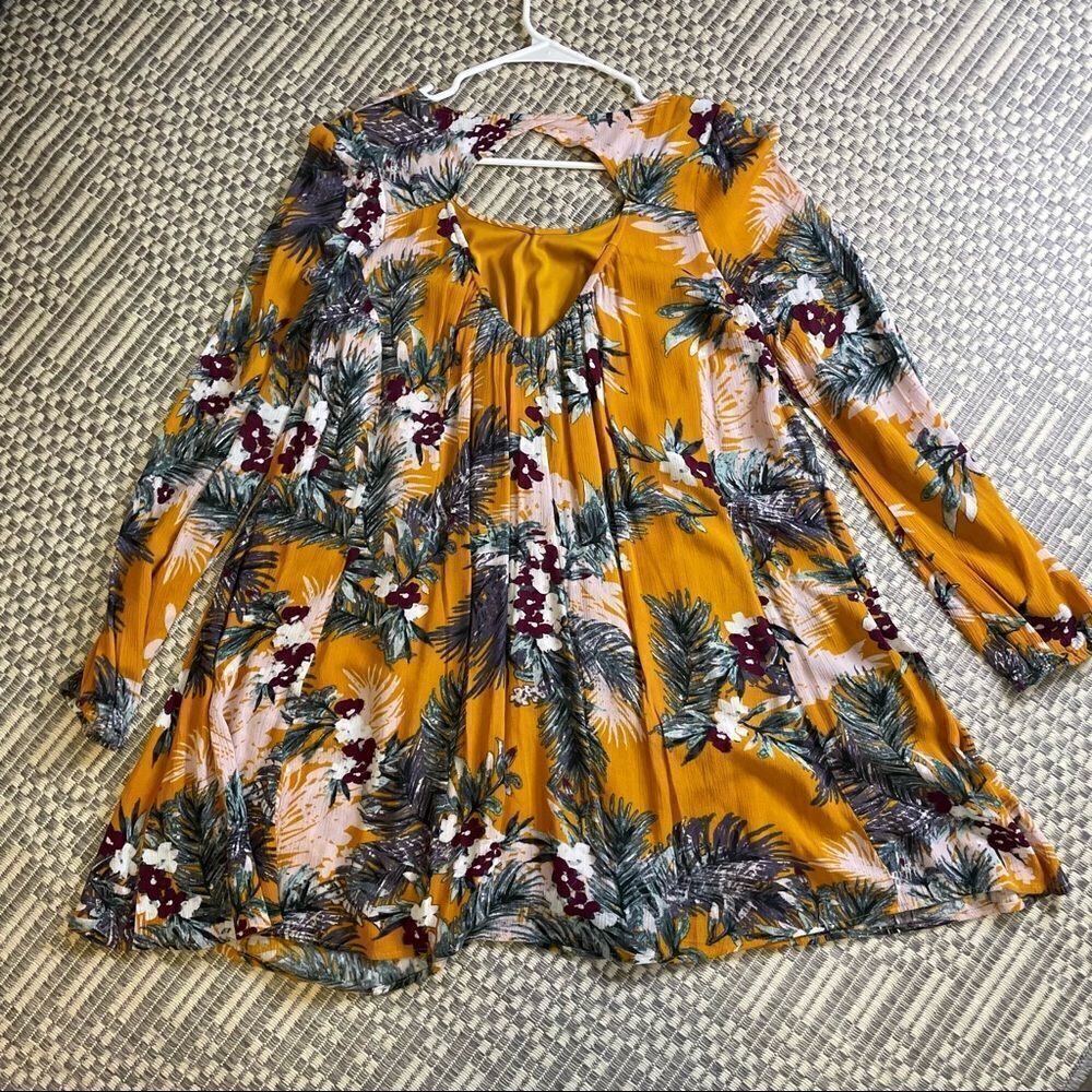 Long sleeve Floral dress - Picture 3 of 3